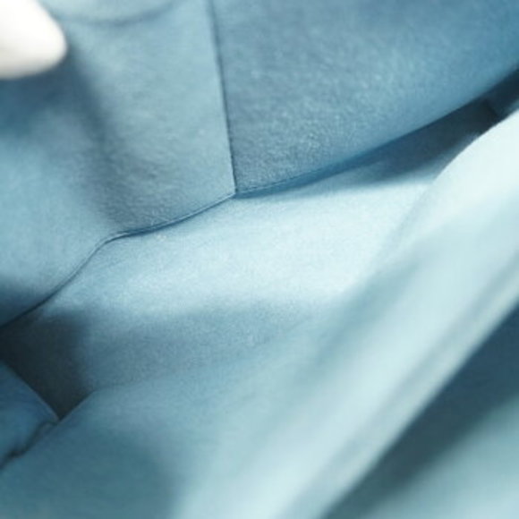 Louis Vuitton My Lock Me Shoulder Bag - Picture 12 of 12